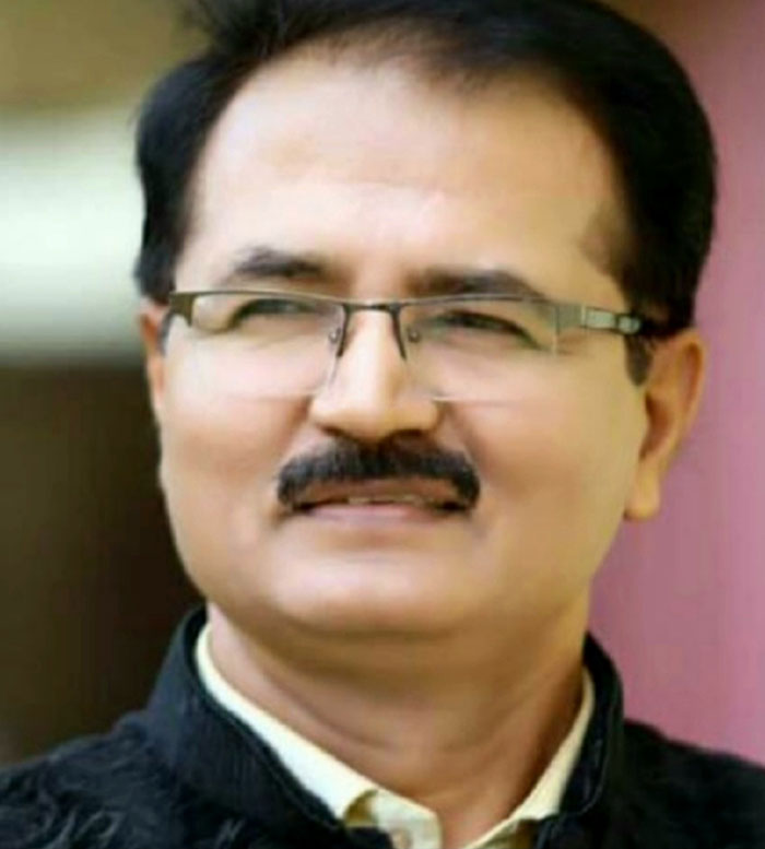 Dr Ravindra Surve