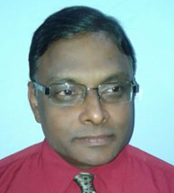 Dr Umesh Rewanwar
